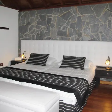 Holiday Home La Perdoma - LAO131 *